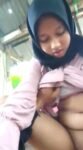 Abg Jilbab Ngewe Belajar Desah Di Saung